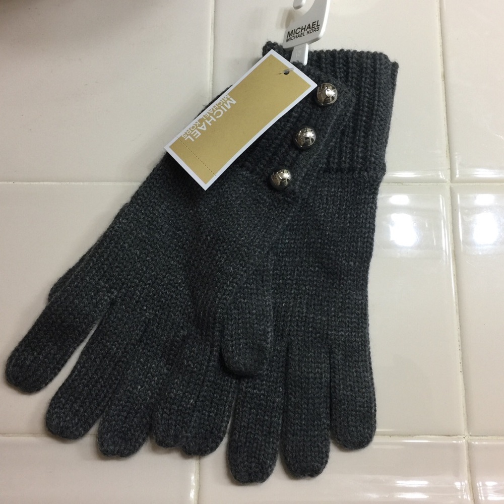 Michael Kors Grey Metal Button Gloves BNWT